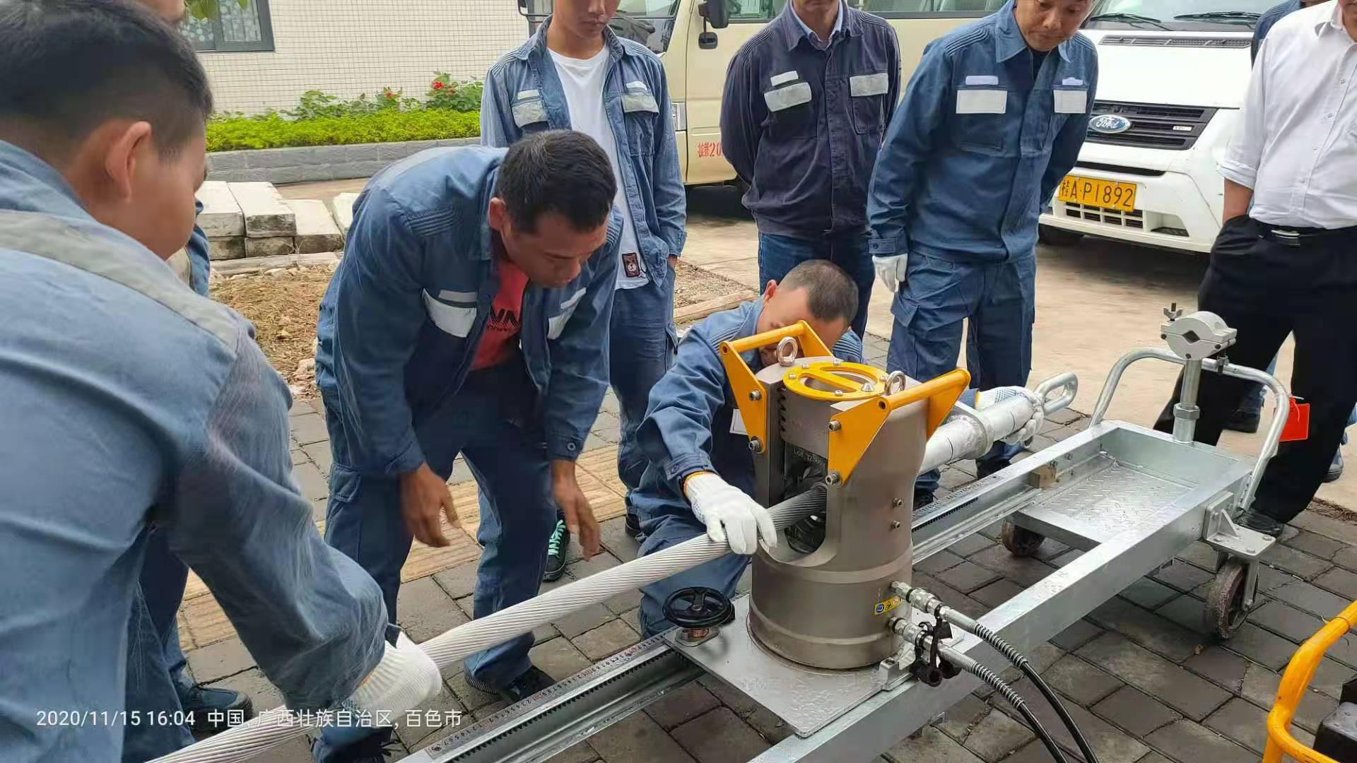 DL.SD.02-大噸位壓接機裝置